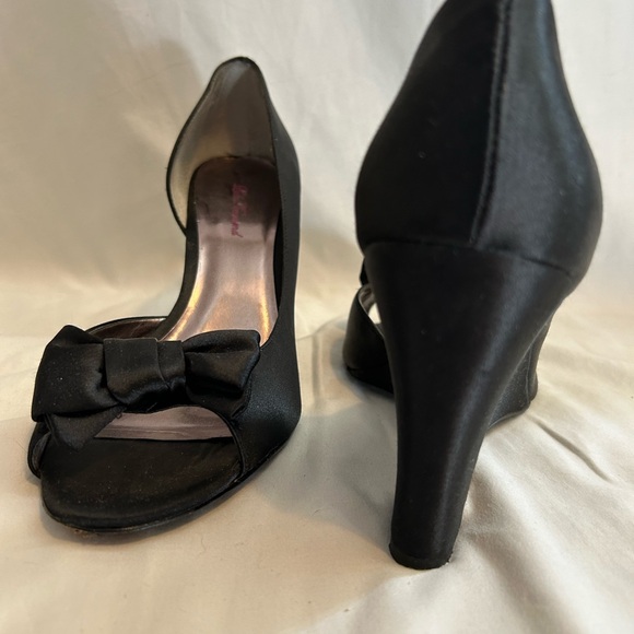 Lulu Townsend black peep toe pump - Picture 3 of 5